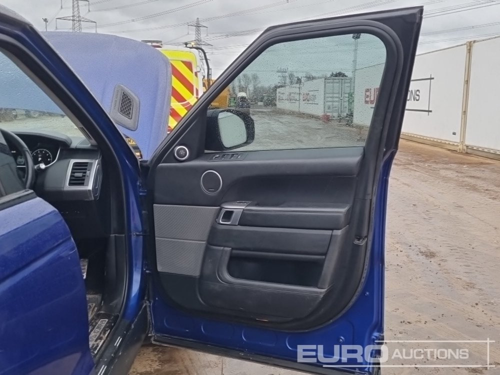 SUV Range Rover Sport: photos 34