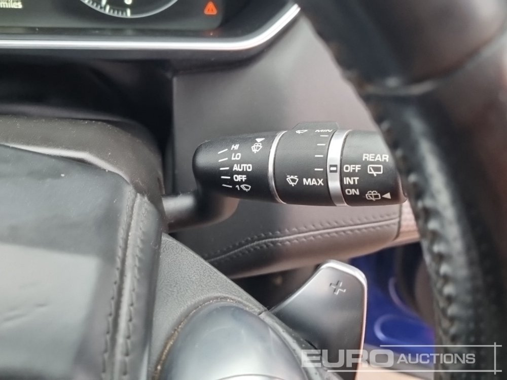 SUV Range Rover Sport: photos 44