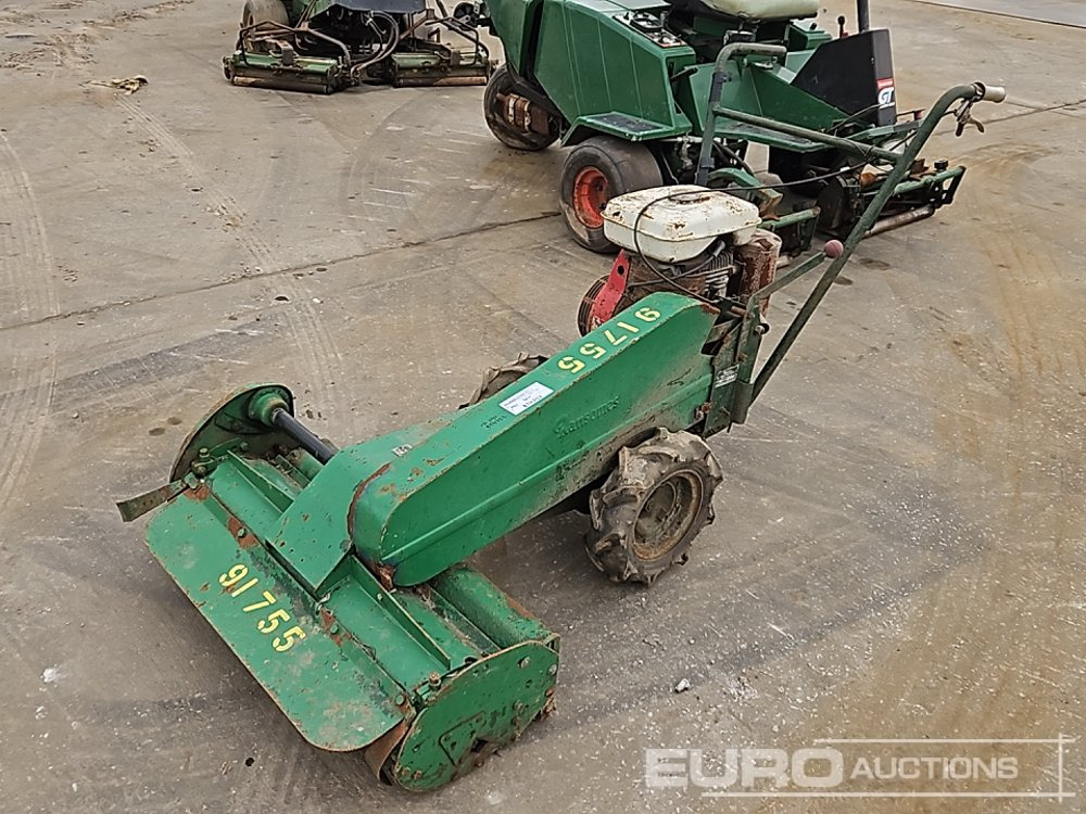 Ransomes Multimower Petrol Lawnmower, Honda Engine - Matériel de chantier: photos 1 Ransomes Multimower Petrol Lawnmower, Honda Engine - Matériel de chantier: photos 1