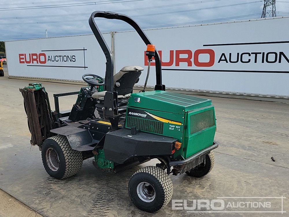 Ransomes Parkway 2250 - Motofaucheuse: photos 3 Ransomes Parkway 2250 - Motofaucheuse: photos 3