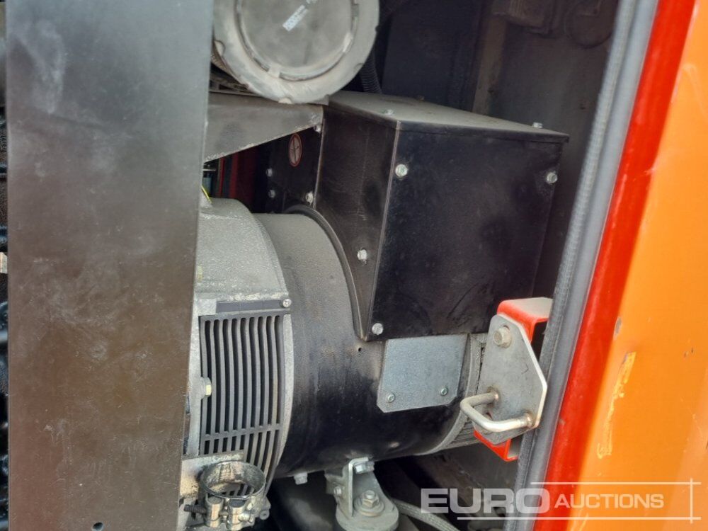 Groupe électrogène SDMO R33: photos 14