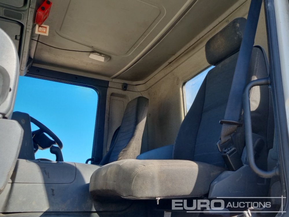 Camion benne Scania P380: photos 25