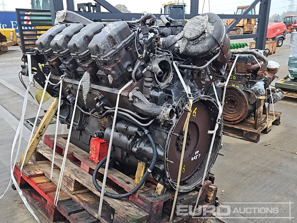 Scania V8 Engine - Moteur: photos 5 Scania V8 Engine - Moteur: photos 5