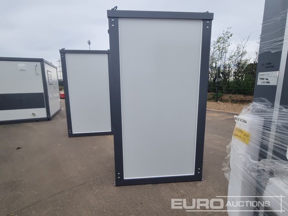 Single Toilet Unit (Cannot Be Reconsigned) - Conteneur maritime: photos 2 Single Toilet Unit (Cannot Be Reconsigned) - Conteneur maritime: photos 2