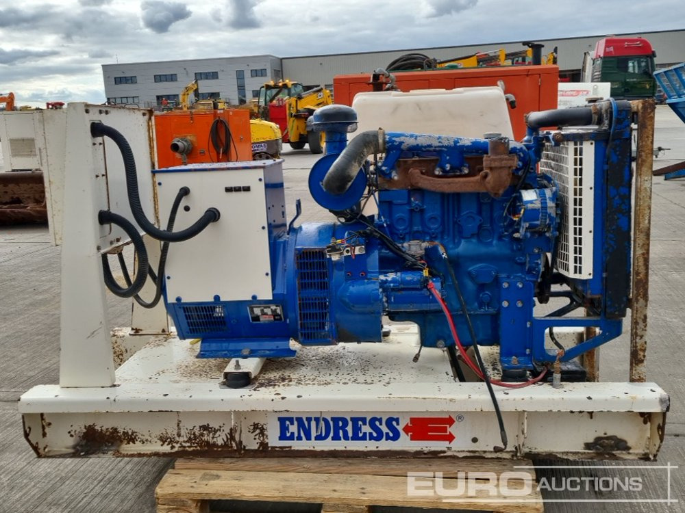 Stamford 40kVA Generator, Perkins Engine - Groupe électrogène: photos 2 Stamford 40kVA Generator, Perkins Engine - Groupe électrogène: photos 2