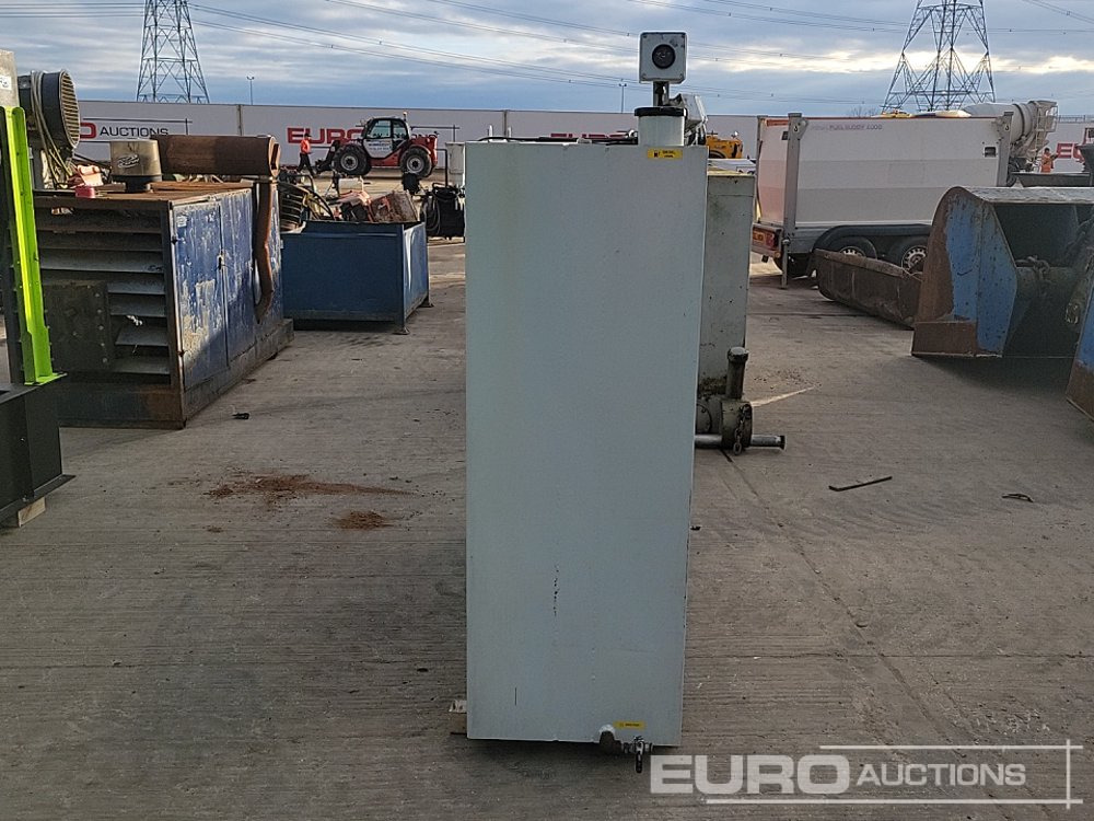 Cuve de stockage Static Fuel Bowser: photos 8 Cuve de stockage Static Fuel Bowser: photos 8