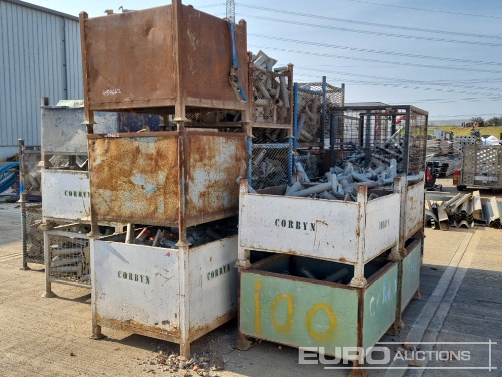 Stillage of Formwork & Scaffolding Parts & Fittings (30 of) - Matériel de chantier: photos 3 Stillage of Formwork & Scaffolding Parts & Fittings (30 of) - Matériel de chantier: photos 3