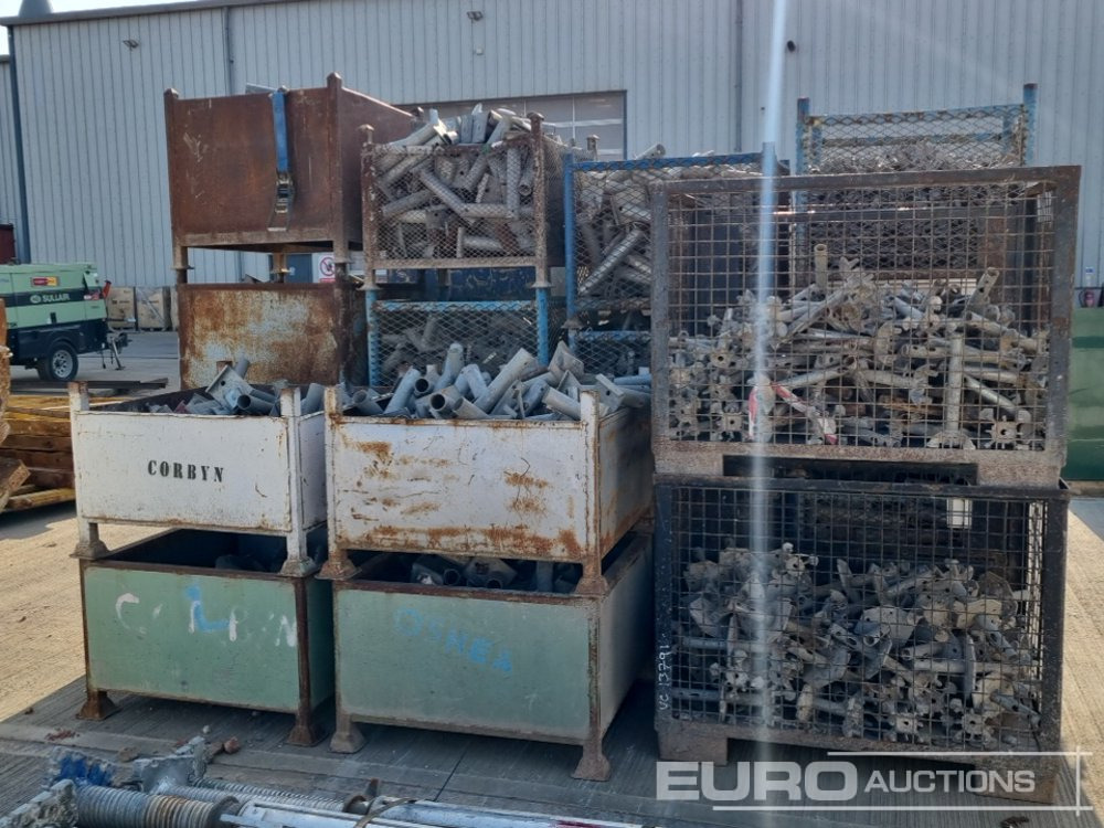 Stillage of Formwork & Scaffolding Parts & Fittings (30 of) - Matériel de chantier: photos 4 Stillage of Formwork & Scaffolding Parts & Fittings (30 of) - Matériel de chantier: photos 4