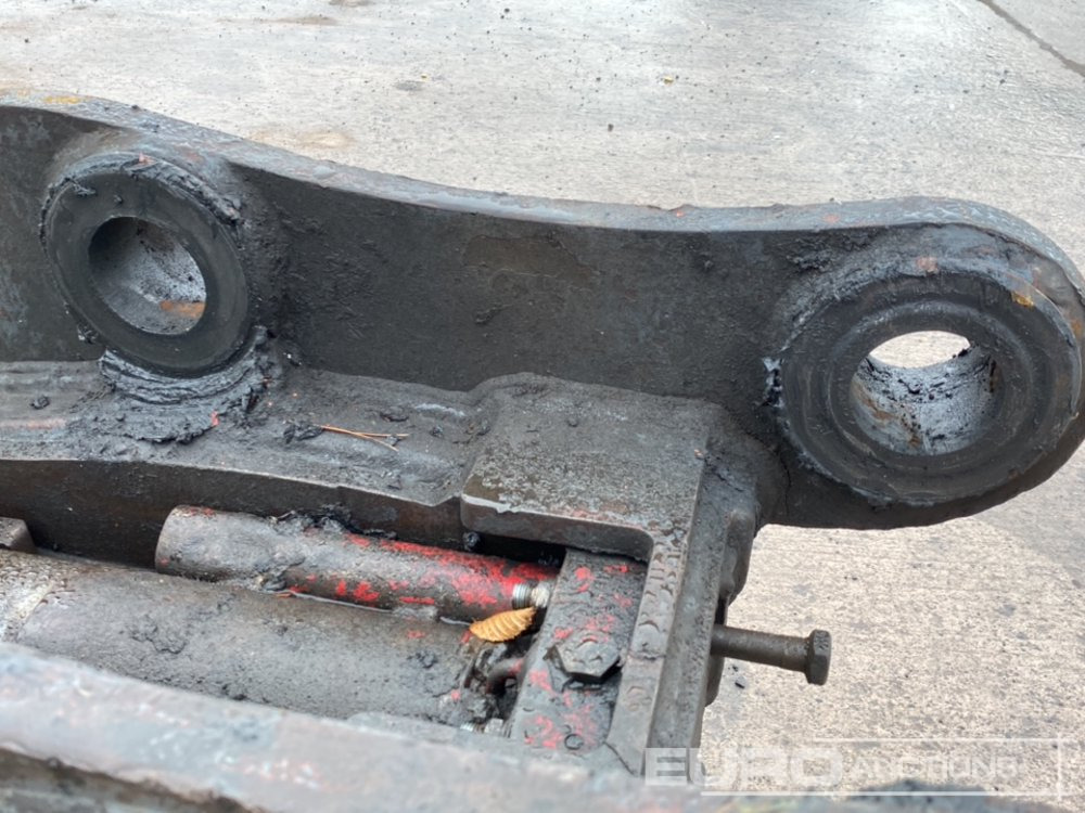 Attache rapide Strickland Hydraulic Quick Hitch 65mm Pin to suit 13 Ton Excavator: photos 6