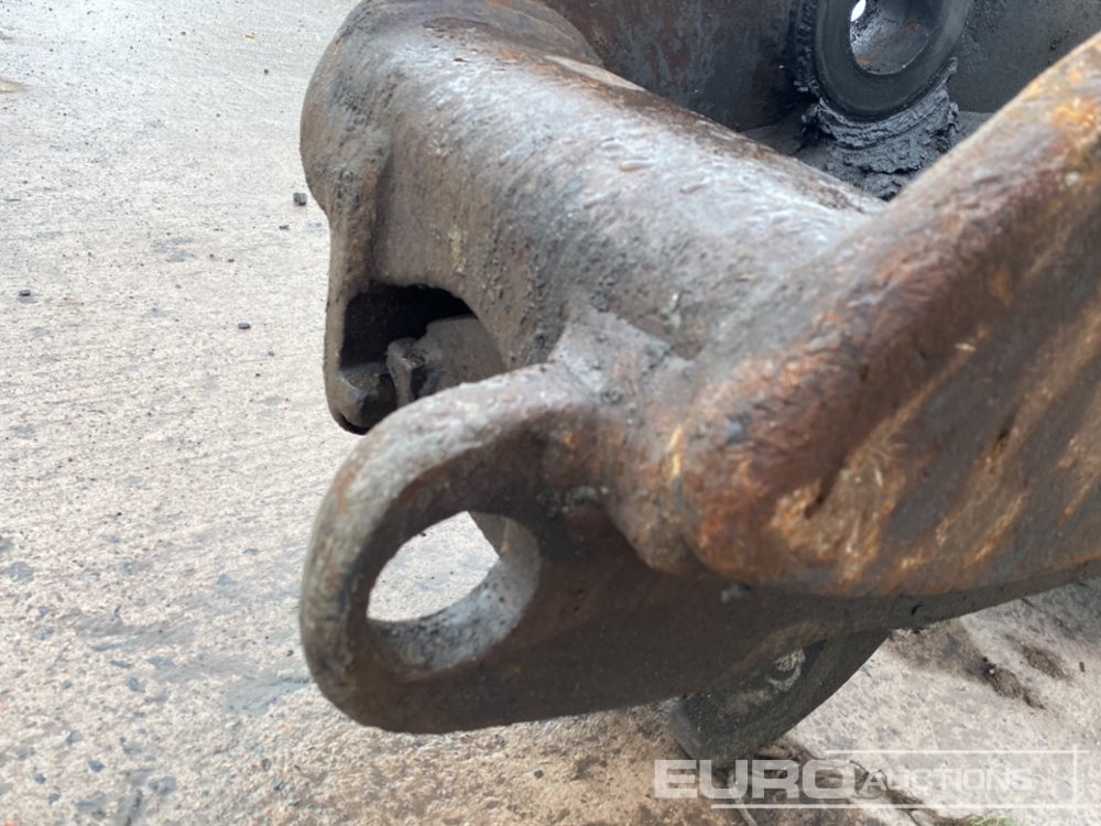 Attache rapide Strickland Hydraulic Quick Hitch 65mm Pin to suit 13 Ton Excavator: photos 10