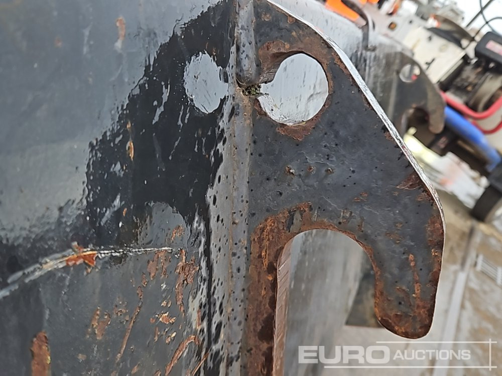 Godet Strimech 90" Loading Bucket to suit Telehandler: photos 16 Godet Strimech 90" Loading Bucket to suit Telehandler: photos 16