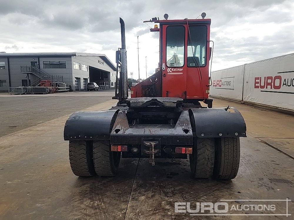 Terberg 4x2 Shunter - Tracteur portuaire: photos 4 Terberg 4x2 Shunter - Tracteur portuaire: photos 4