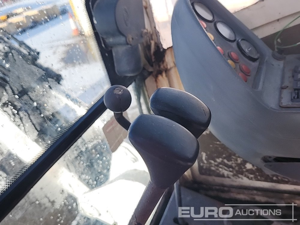 Mini pelle Terex TC65: photos 37 Mini pelle Terex TC65: photos 37