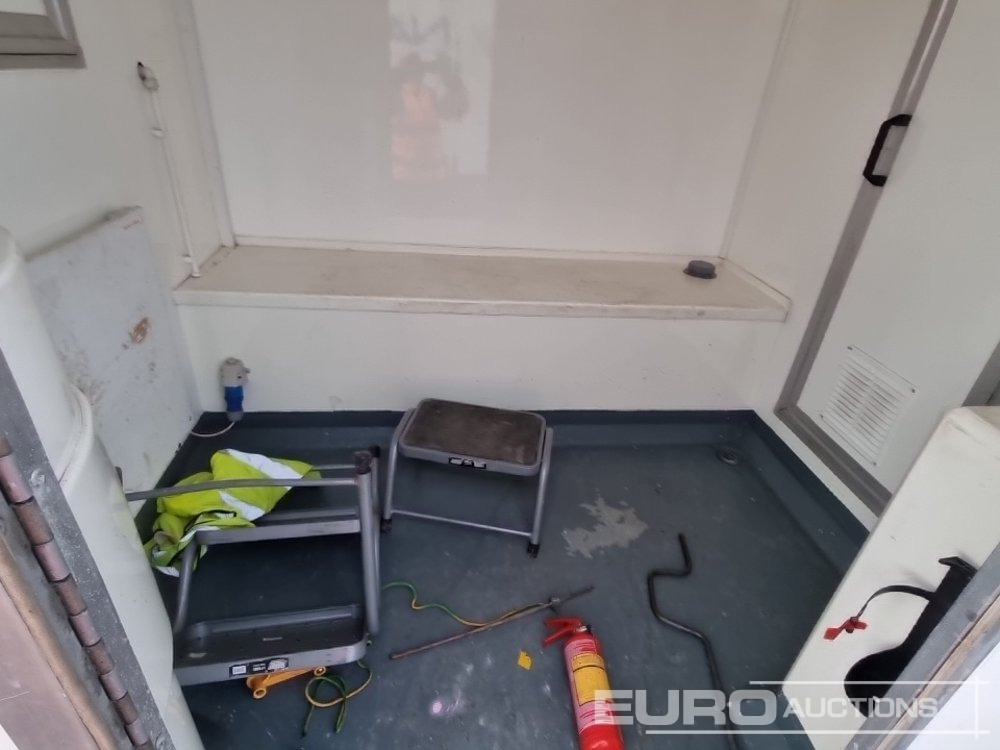 Remorque porte engin Thermac Single Axle Decontamination Unit, Self Contained, Gas Honda Generator Working Boiler: photos 21 Remorque porte engin Thermac Single Axle Decontamination Unit, Self Contained, Gas Honda Generator Working Boiler: photos 21