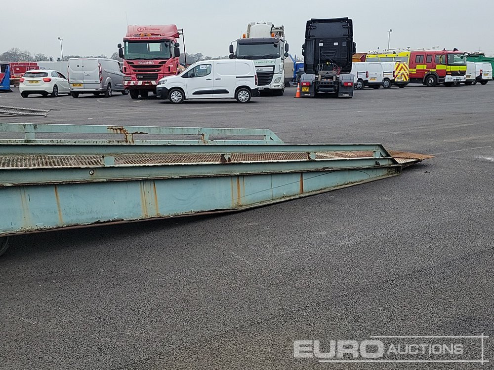 ThorWorld 7' Loading Ramp - Rampe de chargement: photos 3 ThorWorld 7' Loading Ramp - Rampe de chargement: photos 3