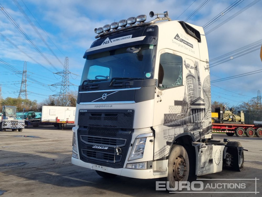 2017 Volvo 6x2 Mid Lift, 3 Way Camera, A/C, Automatic Gearbox - Tracteur routier: photos 1 2017 Volvo 6x2 Mid Lift, 3 Way Camera, A/C, Automatic Gearbox - Tracteur routier: photos 1