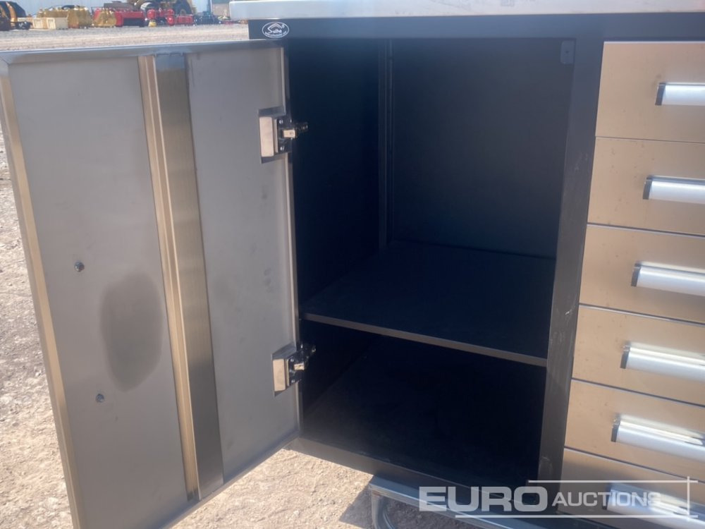 Matériel de chantier Unused 10' Stainless Steel Tool Box,18 Drawers, 2 Cabinets: photos 13