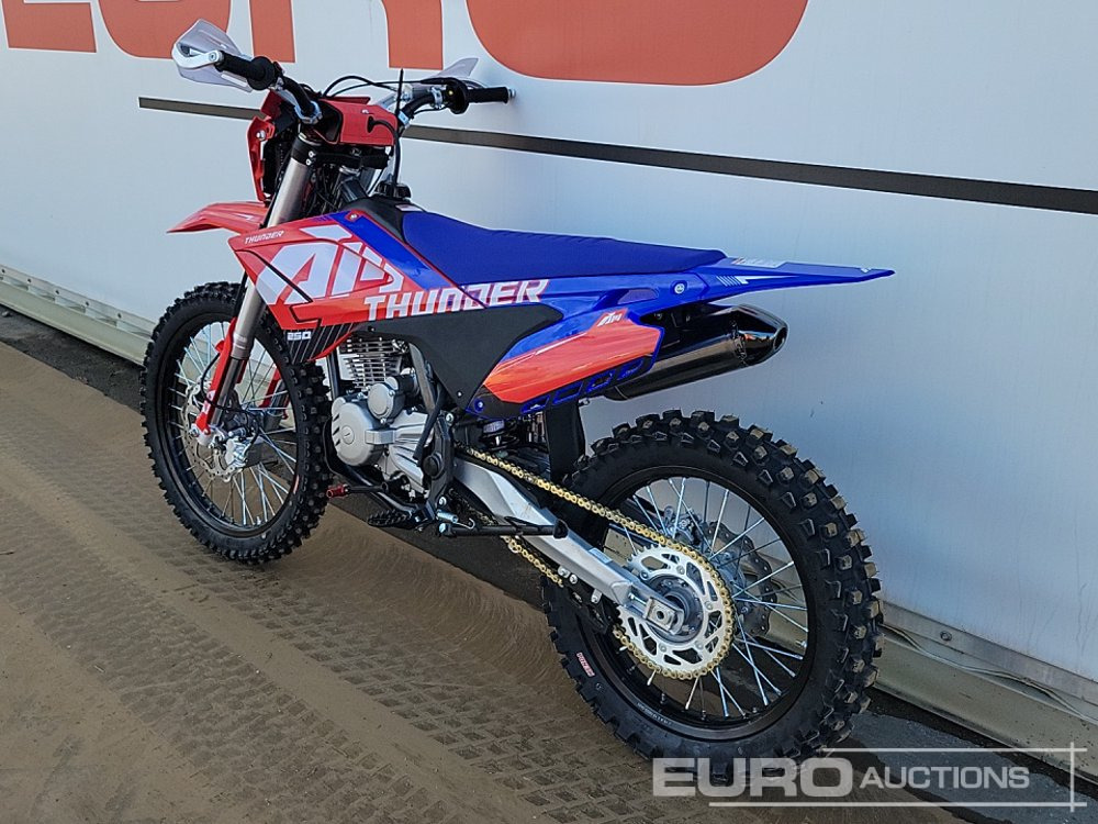 Unused 2025 Apollo Thunder - Motocyclette: photos 3 Unused 2025 Apollo Thunder - Motocyclette: photos 3