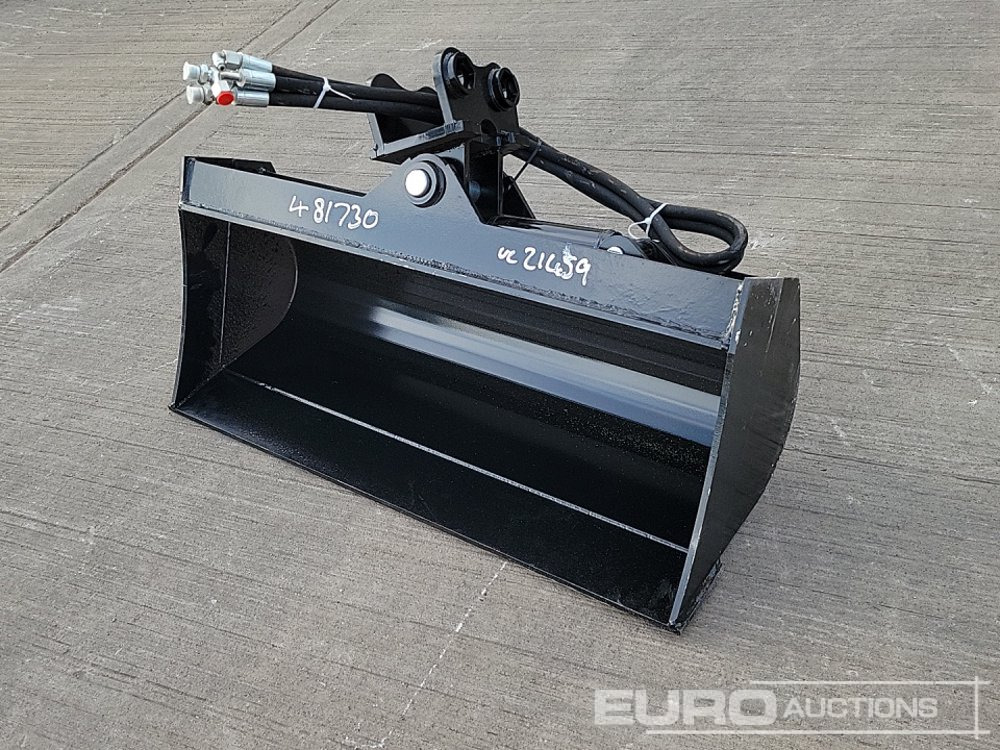 Unused 2025 Captok 32" Hydraulic Tilting Bucket 25mm Pin to suit Mini Excavator - Godet: photos 1 Unused 2025 Captok 32" Hydraulic Tilting Bucket 25mm Pin to suit Mini Excavator - Godet: photos 1