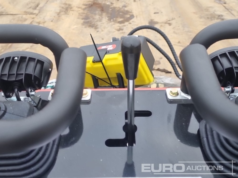 Mini chargeuse Unused 2025 Captok CK380R: photos 38
