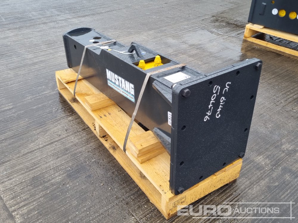 Unused 2025 Mustang HM702 - Marteau hydraulique: photos 3 Unused 2025 Mustang HM702 - Marteau hydraulique: photos 3