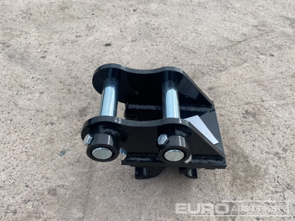 Unused 2025 Quick Coupler - Attache rapide: photos 2 Unused 2025 Quick Coupler - Attache rapide: photos 2