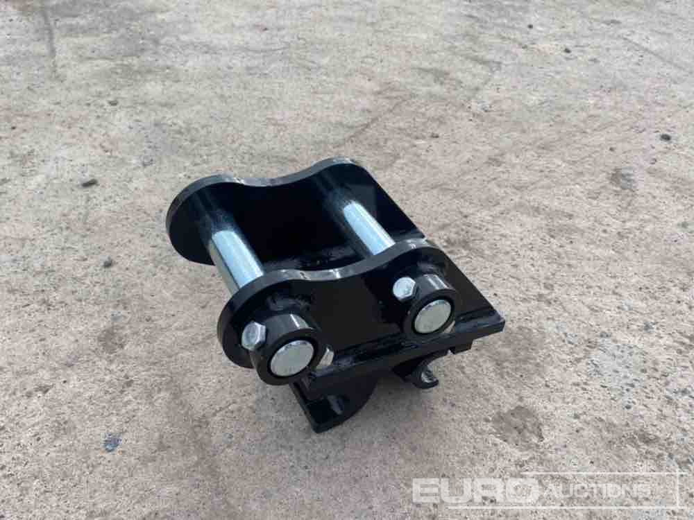 Unused 2025 Quick Coupler - Attache rapide: photos 1 Unused 2025 Quick Coupler - Attache rapide: photos 1