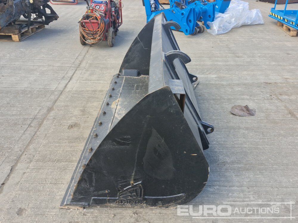 Unused 2025 Rhinox 90" Loading Bucket to suit Telehandler - Godet: photos 2 Unused 2025 Rhinox 90" Loading Bucket to suit Telehandler - Godet: photos 2