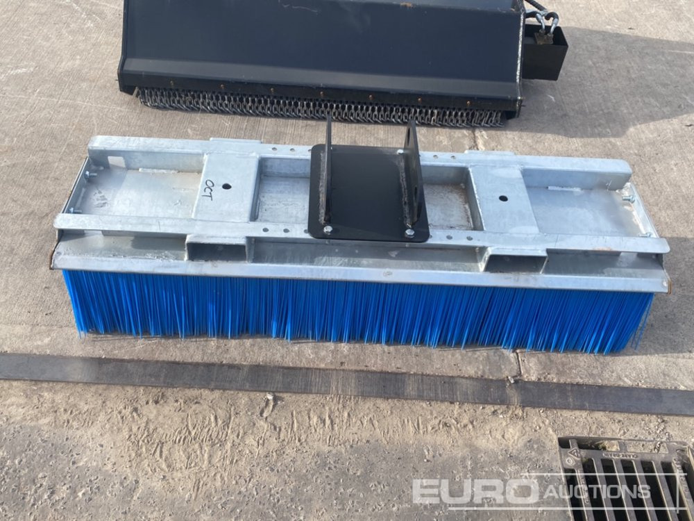 Unused 60" Forklift & Excavator Brush 45mm Pin to suit 4-6 Ton Excavator - Attache rapide: photos 2 Unused 60" Forklift & Excavator Brush 45mm Pin to suit 4-6 Ton Excavator - Attache rapide: photos 2