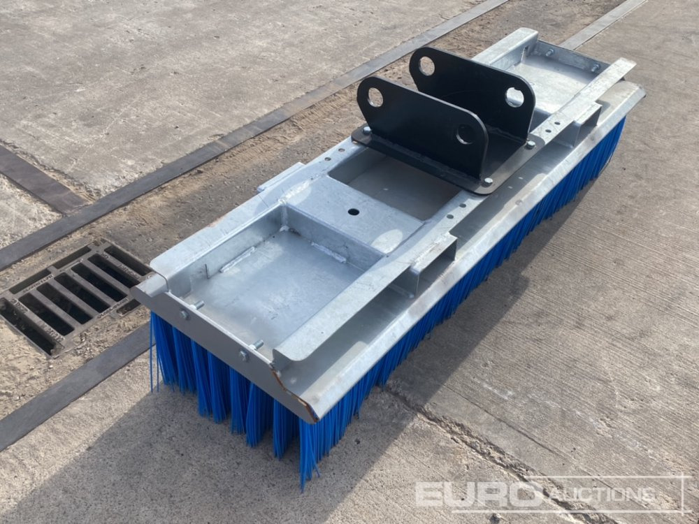 Unused 60" Forklift & Excavator Brush 45mm Pin to suit 4-6 Ton Excavator - Attache rapide: photos 4 Unused 60" Forklift & Excavator Brush 45mm Pin to suit 4-6 Ton Excavator - Attache rapide: photos 4