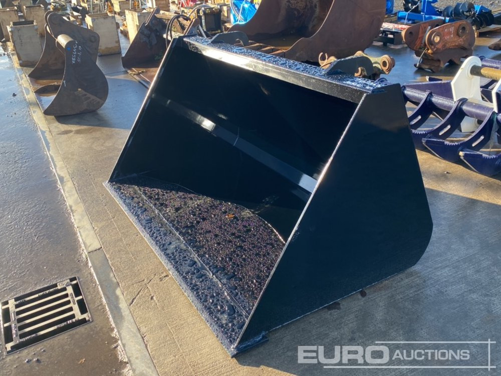 Unused 66" Loader Bucket to suit JCB Telehandler - Godet: photos 1 Unused 66" Loader Bucket to suit JCB Telehandler - Godet: photos 1