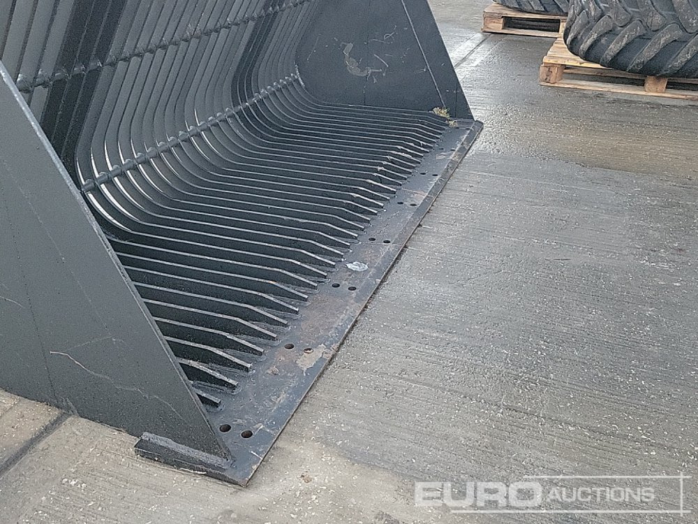 Godet neuf Unused 90" Riddle Bucket to suit JCB Telehandler: photos 10 Godet neuf Unused 90" Riddle Bucket to suit JCB Telehandler: photos 10