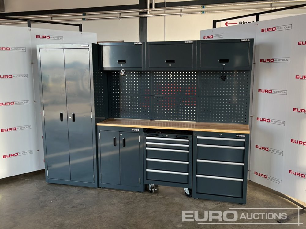 Unused Boss 2.6m 9 Drawer, 5 Cabinet Tool Station (3 boxes) - Équipement de garage: photos 1 Unused Boss 2.6m 9 Drawer, 5 Cabinet Tool Station (3 boxes) - Équipement de garage: photos 1