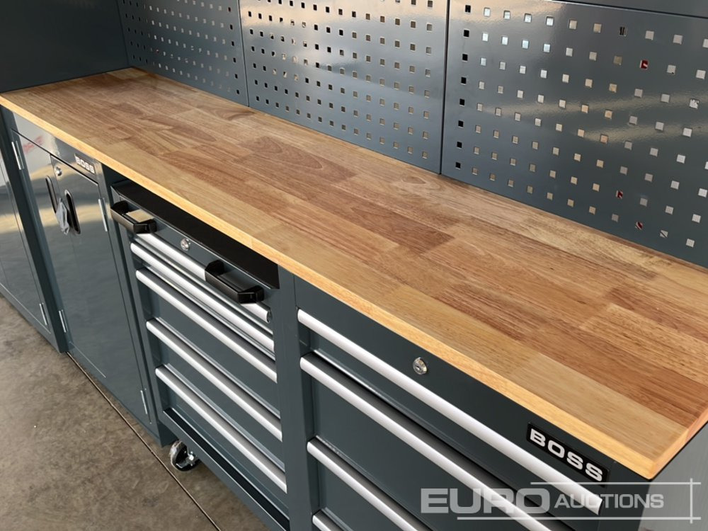Équipement de garage Unused Boss 2.6m 9 Drawer, 5 Cabinet Tool Station: photos 33