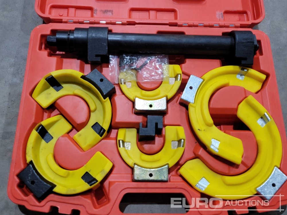 Unused Coil Spring Compressor Tool Set - Équipement de garage: photos 4 Unused Coil Spring Compressor Tool Set - Équipement de garage: photos 4