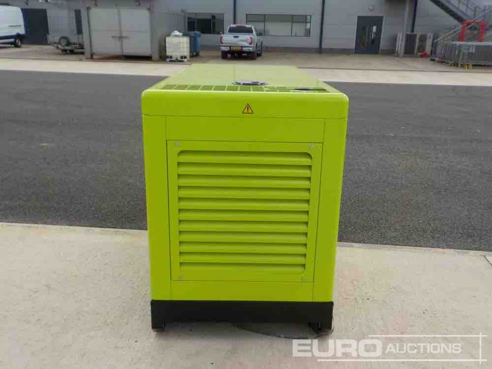 Unused Compal Power VG-R30 - Groupe électrogène: photos 2 Unused Compal Power VG-R30 - Groupe électrogène: photos 2
