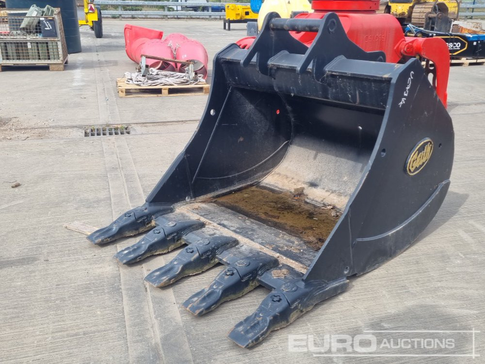 Unused Geith 46" Digging Bucket 60mm Pin to suit 10-12 Ton Exxavator - Godet: photos 1 Unused Geith 46" Digging Bucket 60mm Pin to suit 10-12 Ton Exxavator - Godet: photos 1