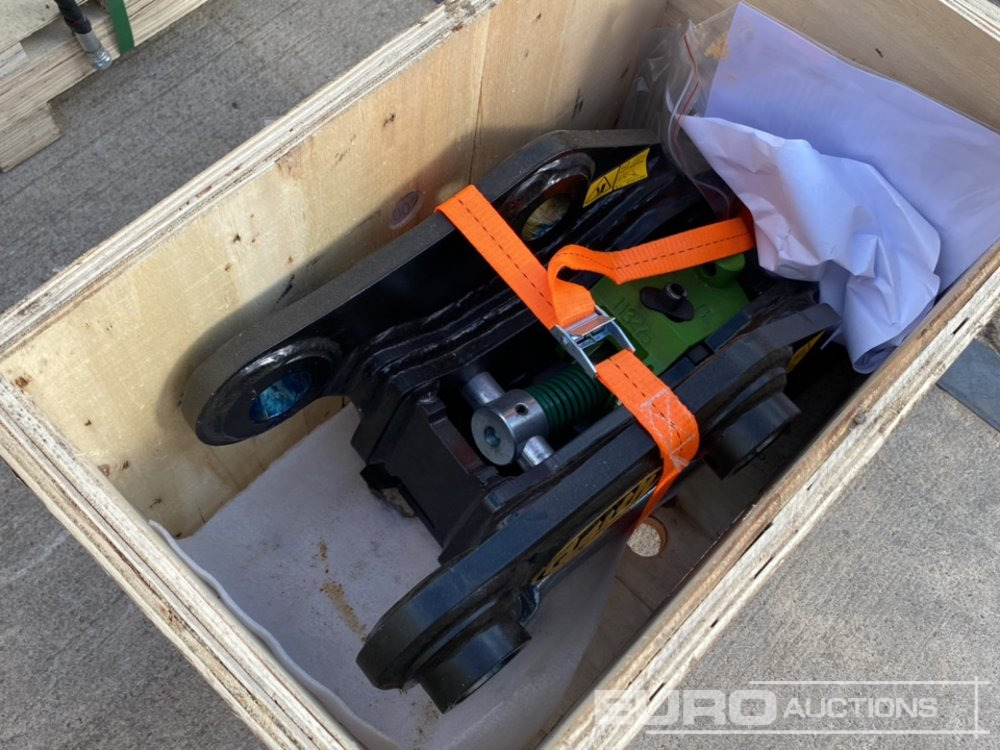 Unused Geith Manual Quick Hitch, 40mm Pin to suit Mini Excavator - Attache rapide: photos 4 Unused Geith Manual Quick Hitch, 40mm Pin to suit Mini Excavator - Attache rapide: photos 4