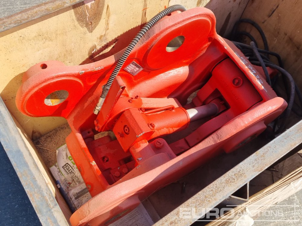 Unused Miller Hydraulic Double Lock QH 65mm Pin to suit 13 Ton Excavator - Attache rapide: photos 5 Unused Miller Hydraulic Double Lock QH 65mm Pin to suit 13 Ton Excavator - Attache rapide: photos 5
