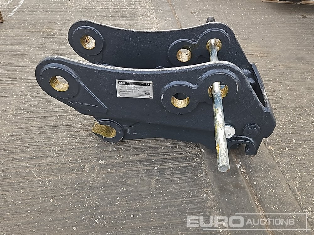 Unused Miller Hydraulic QH 45Amm Pin to suit 4-6 Ton Excavator - Attache rapide: photos 2 Unused Miller Hydraulic QH 45Amm Pin to suit 4-6 Ton Excavator - Attache rapide: photos 2