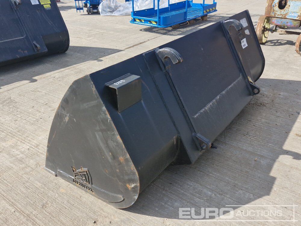 Unused Rhinox 90" Loading Bucket to suit Telehandler - Godet: photos 3 Unused Rhinox 90" Loading Bucket to suit Telehandler - Godet: photos 3