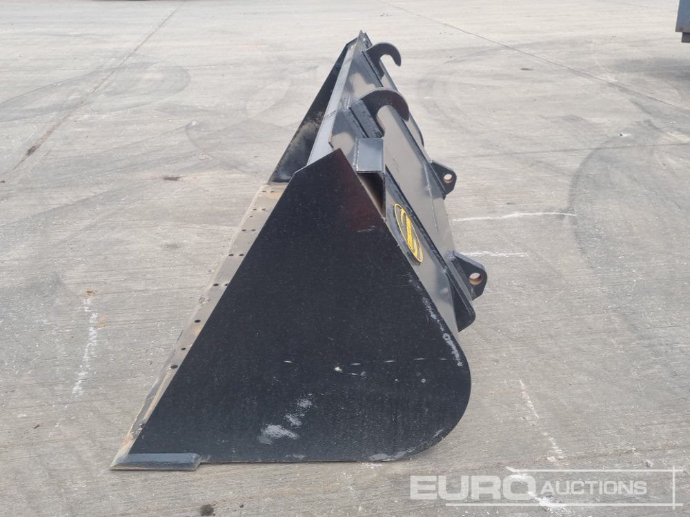 Unused Strickland 90" Loading Bucket to suit JCB Telehandler - Godet: photos 2 Unused Strickland 90" Loading Bucket to suit JCB Telehandler - Godet: photos 2