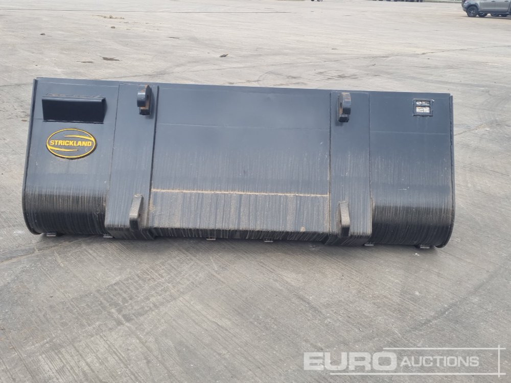 Unused Strickland 90" Loading Bucket to suit JCB Telehandler - Godet: photos 4 Unused Strickland 90" Loading Bucket to suit JCB Telehandler - Godet: photos 4
