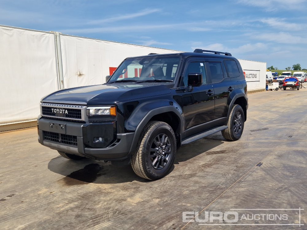 Unused Toyota Land Cruiser - SUV: photos 1 Unused Toyota Land Cruiser - SUV: photos 1