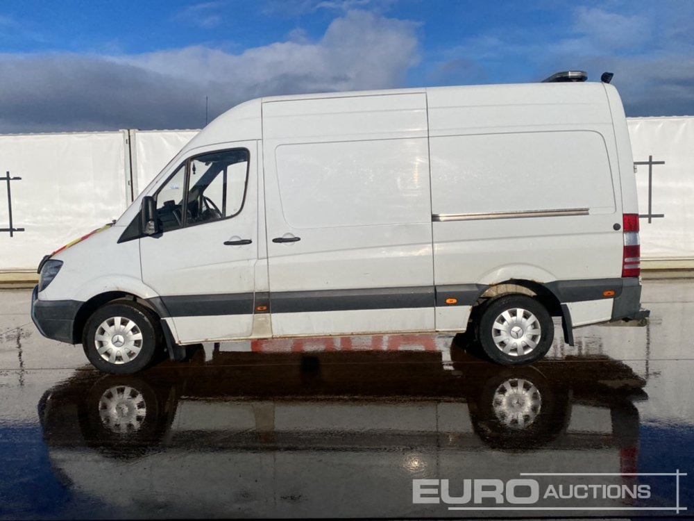 2011 Mercedes Sprinter - Véhicule utilitaire: photos 2 2011 Mercedes Sprinter - Véhicule utilitaire: photos 2
