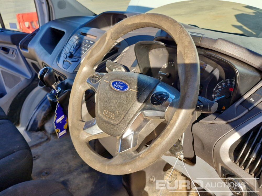 Véhicule utilitaire 2017 Ford Transit Custom: photos 34 Véhicule utilitaire 2017 Ford Transit Custom: photos 34