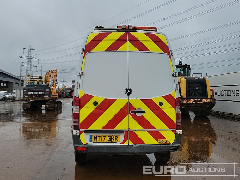 2017 Mercedes Sprinter - Véhicule utilitaire: photos 4 2017 Mercedes Sprinter - Véhicule utilitaire: photos 4