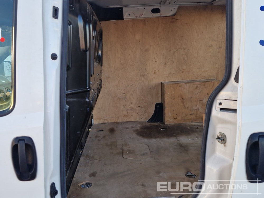 Véhicule utilitaire 2017 Vauxhall Combo: photos 14 Véhicule utilitaire 2017 Vauxhall Combo: photos 14