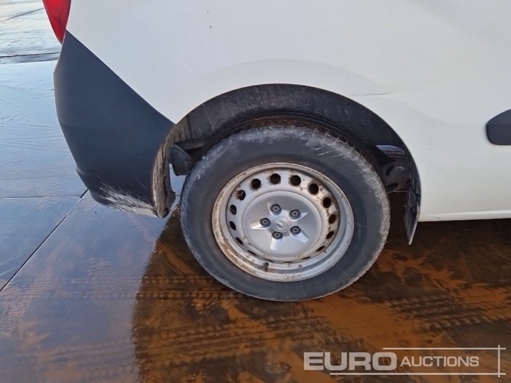 Véhicule utilitaire 2017 Vauxhall Combo: photos 11 Véhicule utilitaire 2017 Vauxhall Combo: photos 11