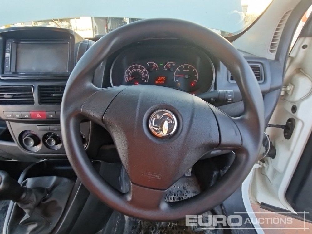 Véhicule utilitaire 2017 Vauxhall Combo: photos 30 Véhicule utilitaire 2017 Vauxhall Combo: photos 30